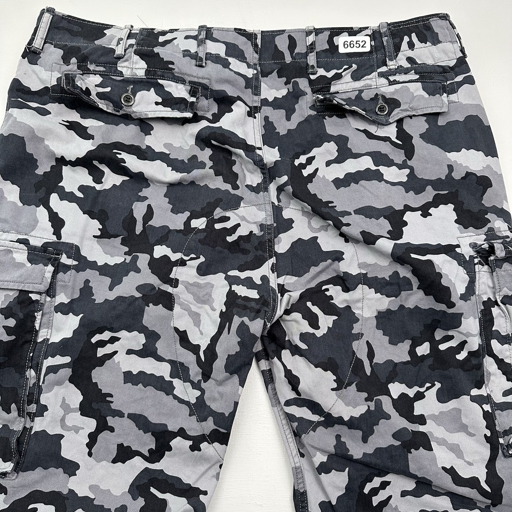 Y2K Levi's Camo Cargo Pants Mens 40x32 Gray Black Straight Fit Cotton Skater